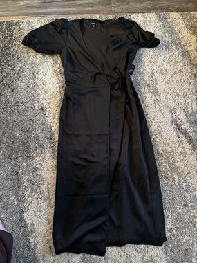 Express Black Wrap Midi Dress